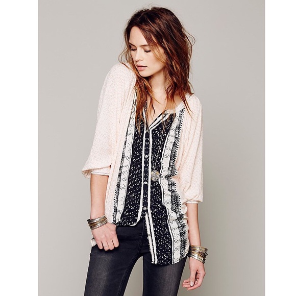 Free People Tops - <Free People> Peasant Top Days Of Romance Blouse